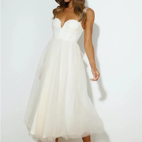 NWT Hello Molly Fairytale World Cream Dress - Picture 1 of 14